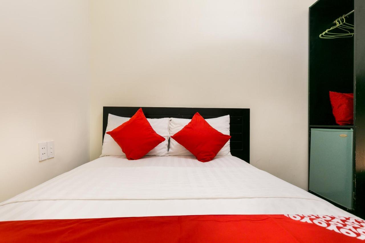 הו צ'י מין סיטי Oyo 438 Small Bay Hotel מראה חיצוני תמונה