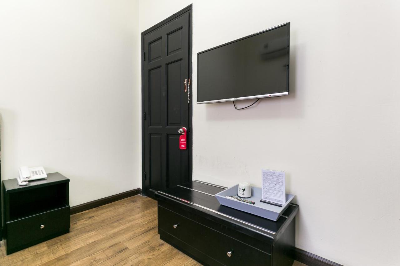 הו צ'י מין סיטי Oyo 438 Small Bay Hotel מראה חיצוני תמונה